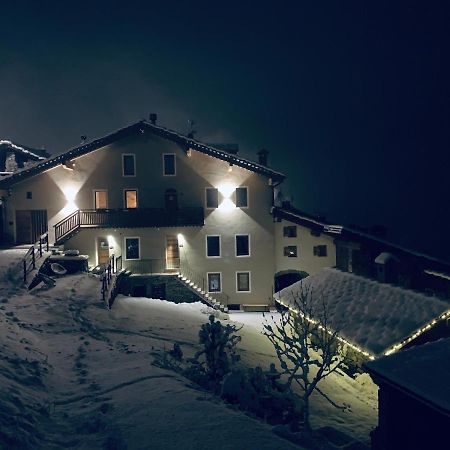 Apartamento Petit Calin - Le Four Des Alpes Rhemes-Saint-Georges Exterior foto