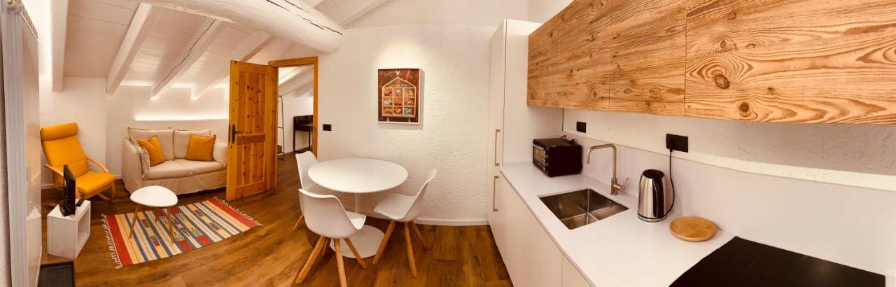 Apartamento Petit Calin - Le Four Des Alpes Rhemes-Saint-Georges Exterior foto